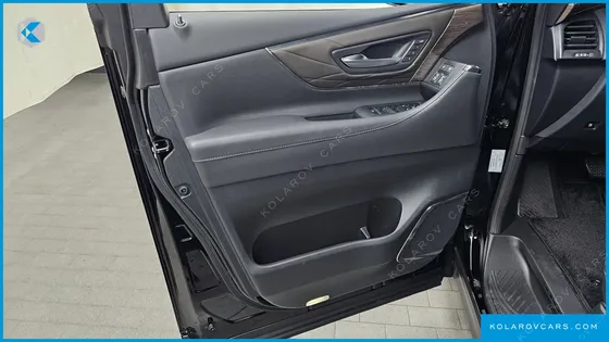 TOYOTA ALPHARD 2.5 HEV EXECUTIVE AWD