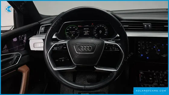 AUDI E-TRON 55 QUATTRO