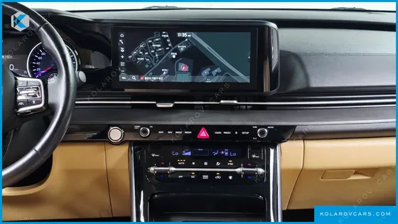 KIA CARNIVAL 9-SEATER NOBLESSE