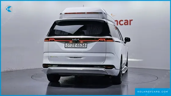 KIA CARNIVAL 7-SEATER HI-LIMOUSINE