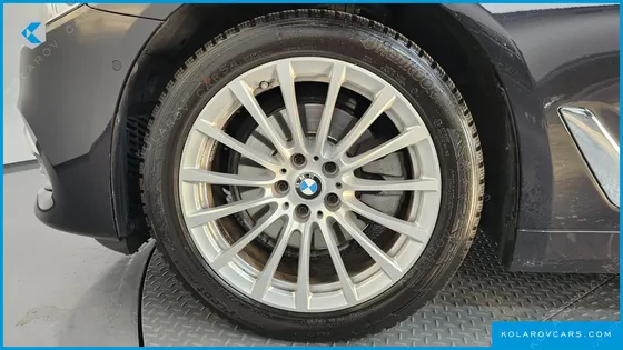 BMW 5 SERIES 520I LUXURY