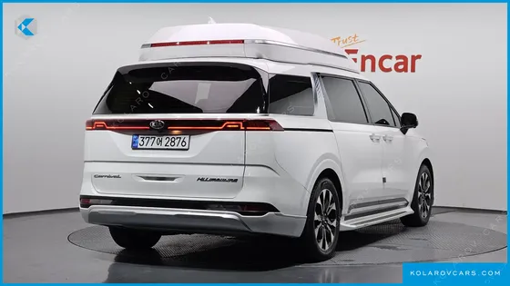 KIA CARNIVAL 9-SEATER HI-LIMOUSINE