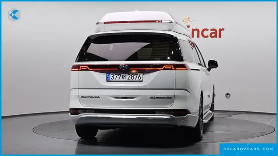 KIA CARNIVAL 9-SEATER HI-LIMOUSINE