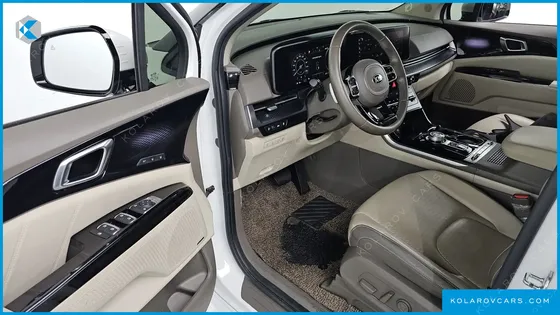 KIA CARNIVAL 9-SEATER HI-LIMOUSINE