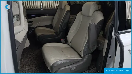 KIA CARNIVAL 9-SEATER HI-LIMOUSINE