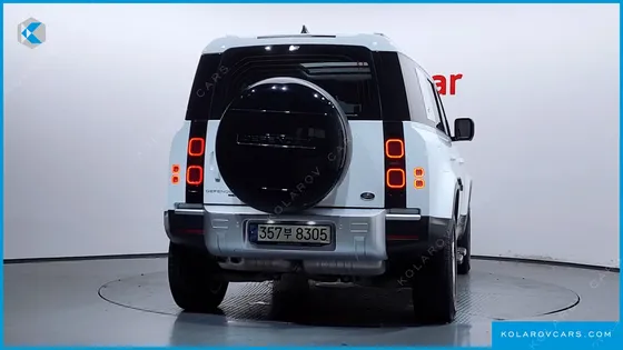 LAND ROVER DEFENDER 110 D300 HSE