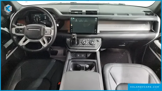 LAND ROVER DEFENDER 110 D300 HSE