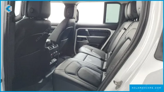 LAND ROVER DEFENDER 110 D300 HSE