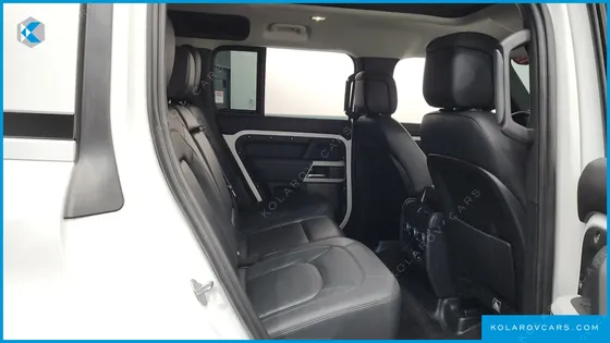 LAND ROVER DEFENDER 110 D300 HSE