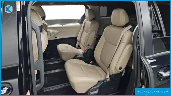 TOYOTA SIENNA 2.5 HYBRID AWD