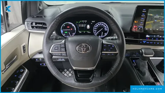 TOYOTA SIENNA 2.5 HYBRID AWD