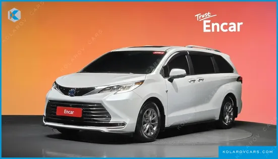 TOYOTA SIENNA 2.5 HYBRID AWD