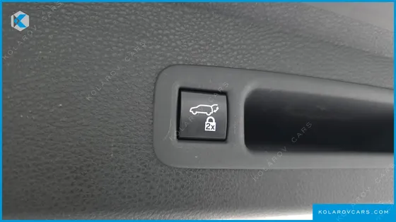 TOYOTA SIENNA 2.5 HYBRID AWD