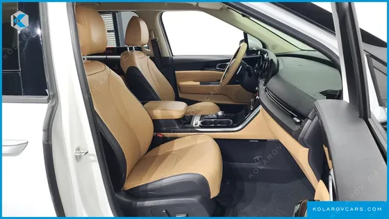 KIA CARNIVAL 9-SEATER NOBLESSE