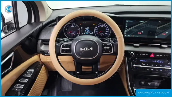KIA CARNIVAL 9-SEATER NOBLESSE