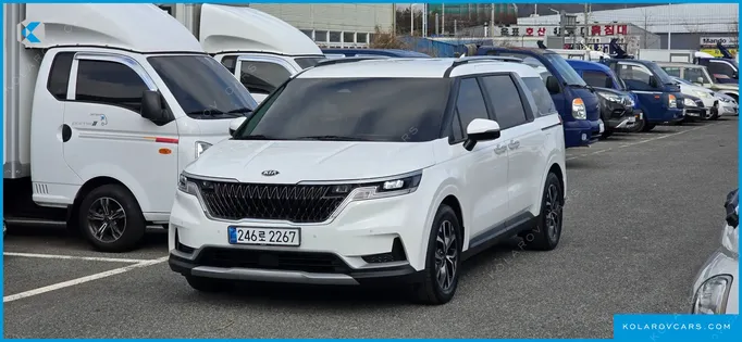 KIA CARNIVAL 9-SEATER PRESTIGE