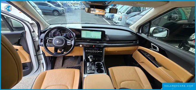 KIA CARNIVAL 9-SEATER PRESTIGE