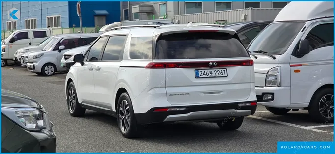 KIA CARNIVAL 9-SEATER PRESTIGE