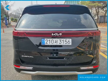 KIA CARNIVAL 9-SEATER SIGNATURE