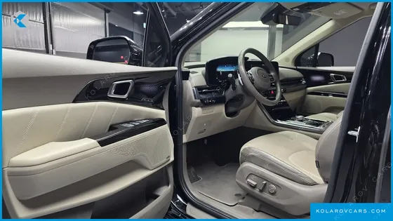 KIA CARNIVAL GASOLINE 9-SEATER HI-LIMOUSINE