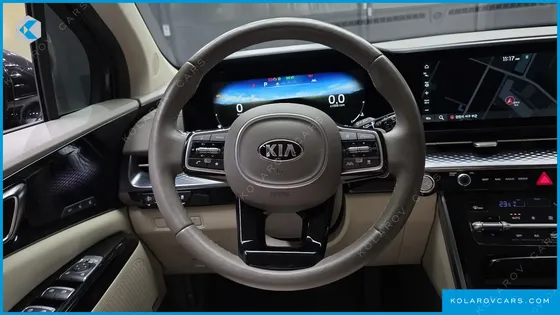 KIA CARNIVAL GASOLINE 9-SEATER HI-LIMOUSINE