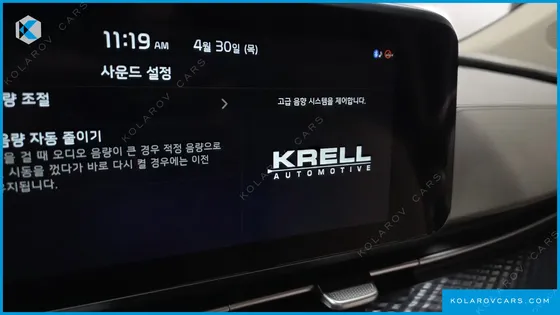 KIA CARNIVAL GASOLINE 9-SEATER HI-LIMOUSINE