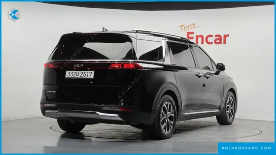 KIA CARNIVAL 9-SEATER NOBLESSE