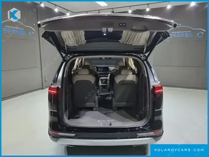 KIA CARNIVAL GASOLINE 9-SEATER HI-LIMOUSINE