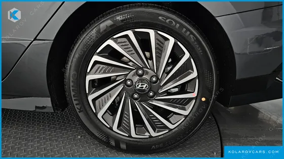 HYUNDAI SONATA EXCLUSIVE