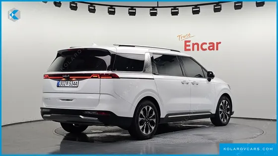 KIA CARNIVAL GASOLINE 9-SEATER SIGNATURE