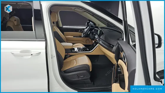 KIA CARNIVAL GASOLINE 9-SEATER SIGNATURE