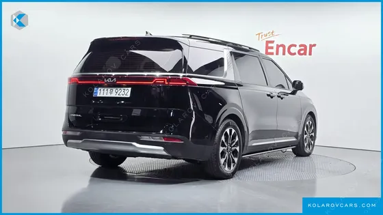 KIA CARNIVAL GASOLINE 9-SEATER SIGNATURE