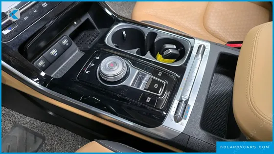 KIA CARNIVAL GASOLINE 9-SEATER SIGNATURE
