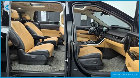 KIA CARNIVAL GASOLINE 9-SEATER SIGNATURE