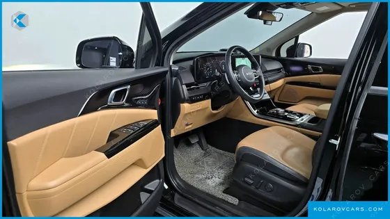 KIA CARNIVAL GASOLINE 9-SEATER SIGNATURE