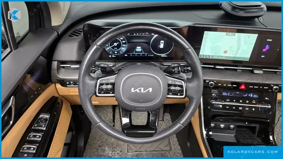 KIA CARNIVAL GASOLINE 9-SEATER SIGNATURE