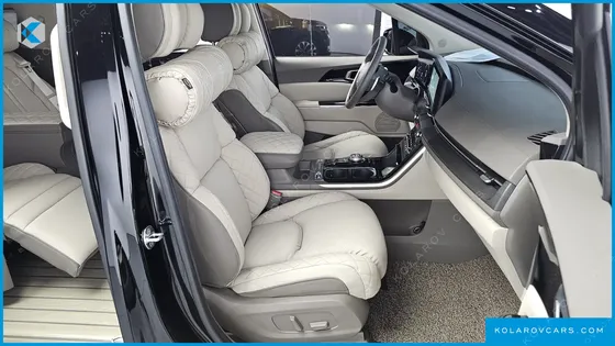 KIA CARNIVAL GASOLINE 4-SEATER HI-LIMOUSINE (SPECIAL)