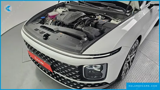 HYUNDAI GRANDEUR 2,5 GASOLINE 2WD