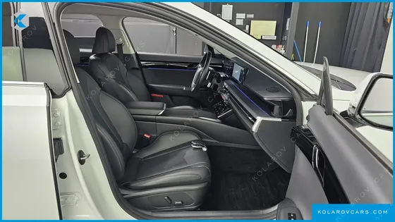 HYUNDAI GRANDEUR 2,5 GASOLINE 2WD