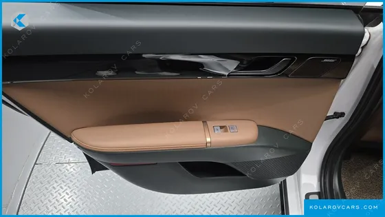 HYUNDAI GRANDEUR 2,5 GASOLINE 2WD