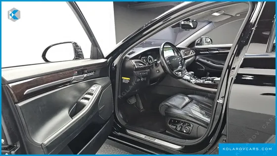 GENESIS EQ900 3.8 GDI AWD