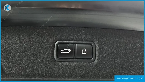 GENESIS EQ900 3.8 GDI AWD