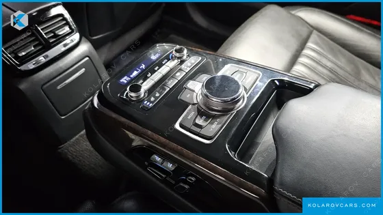 GENESIS EQ900 3.8 GDI AWD