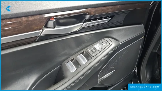 GENESIS EQ900 3.8 GDI AWD