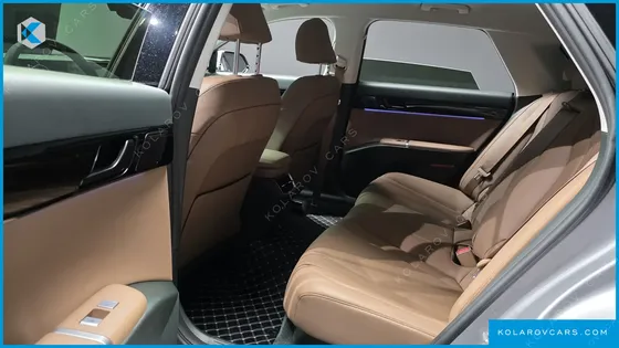 HYUNDAI GRANDEUR 2,5 GASOLINE 2WD