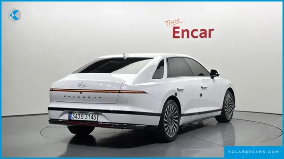 HYUNDAI GRANDEUR 2,5 GASOLINE 2WD