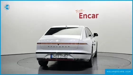 HYUNDAI GRANDEUR 2,5 GASOLINE 2WD