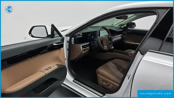 HYUNDAI GRANDEUR 2,5 GASOLINE 2WD