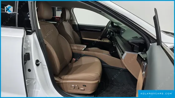 HYUNDAI GRANDEUR 2,5 GASOLINE 2WD