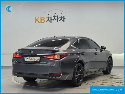 LEXUS ES F-SPORT DESIGN PACKAGE